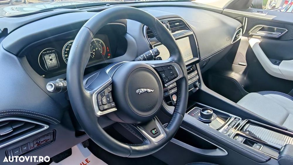 Jaguar F-Pace 20d AWD Aut. R-Sport - 22