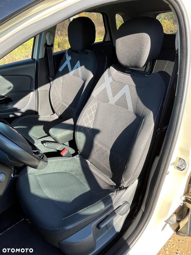 Renault Captur - 12