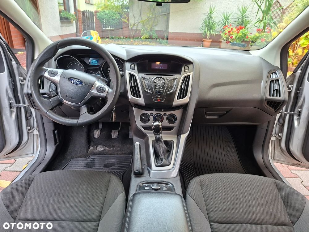 Ford Focus - 13