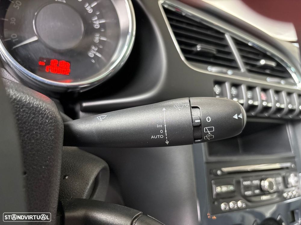 Peugeot 3008 1.6 HDi Allure - 18