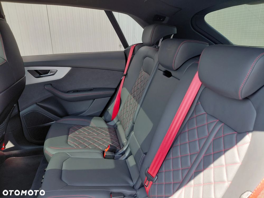 Audi Q8 55 TFSI e PHEV Quattro Tiptronic - 8