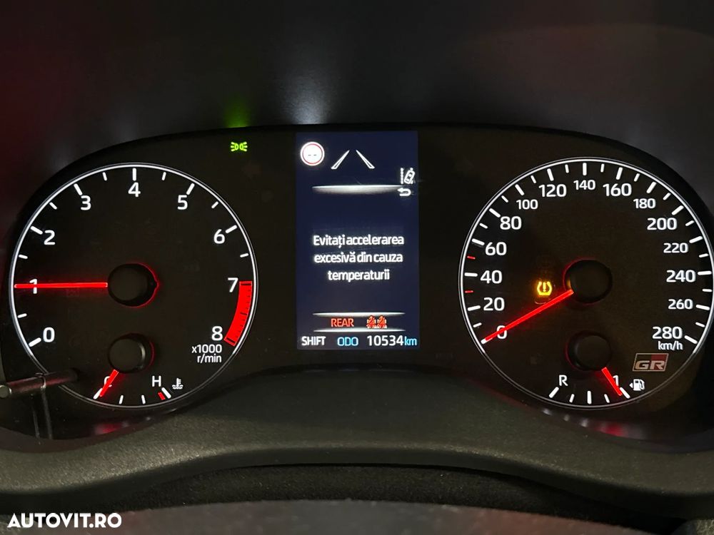 Toyota Yaris GR - 11