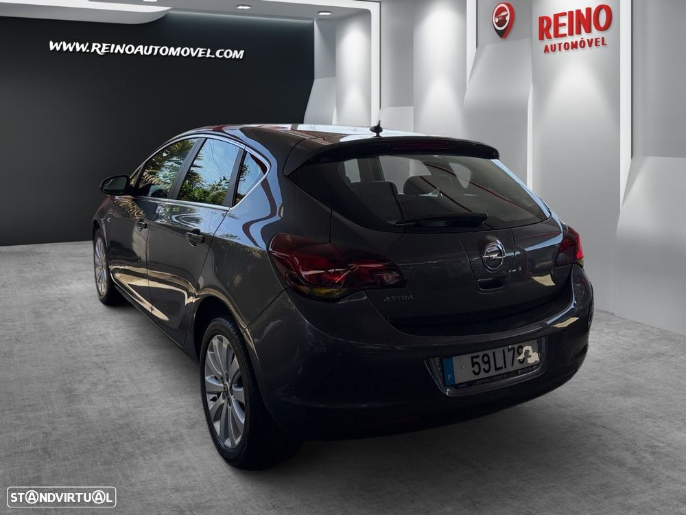 Opel Astra 1.4 Cosmo S/S - 4