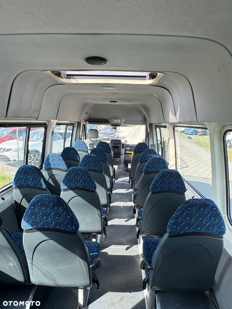 Volkswagen Crafter - 14