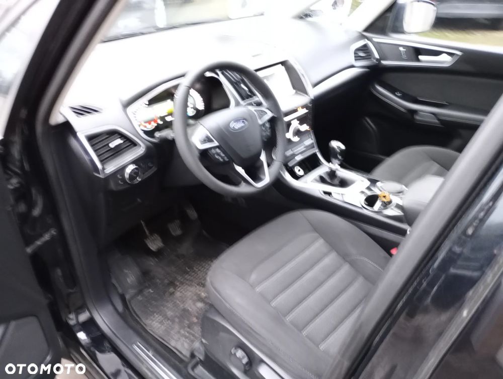 Ford Galaxy 2.0 TDCi Titanium - 19