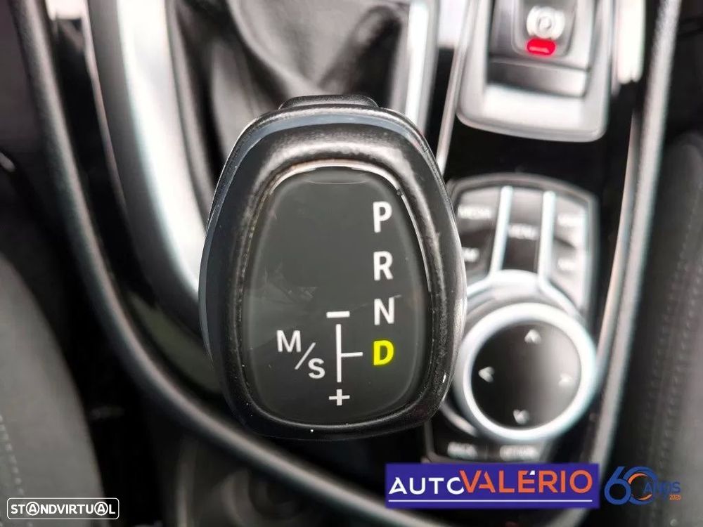 BMW 225xe Active Tourer Advantage - 32