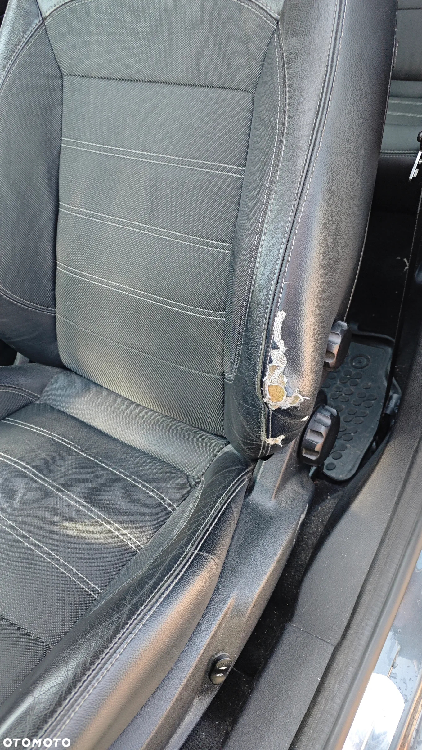 Ford Mondeo 2.5 Titanium - 19