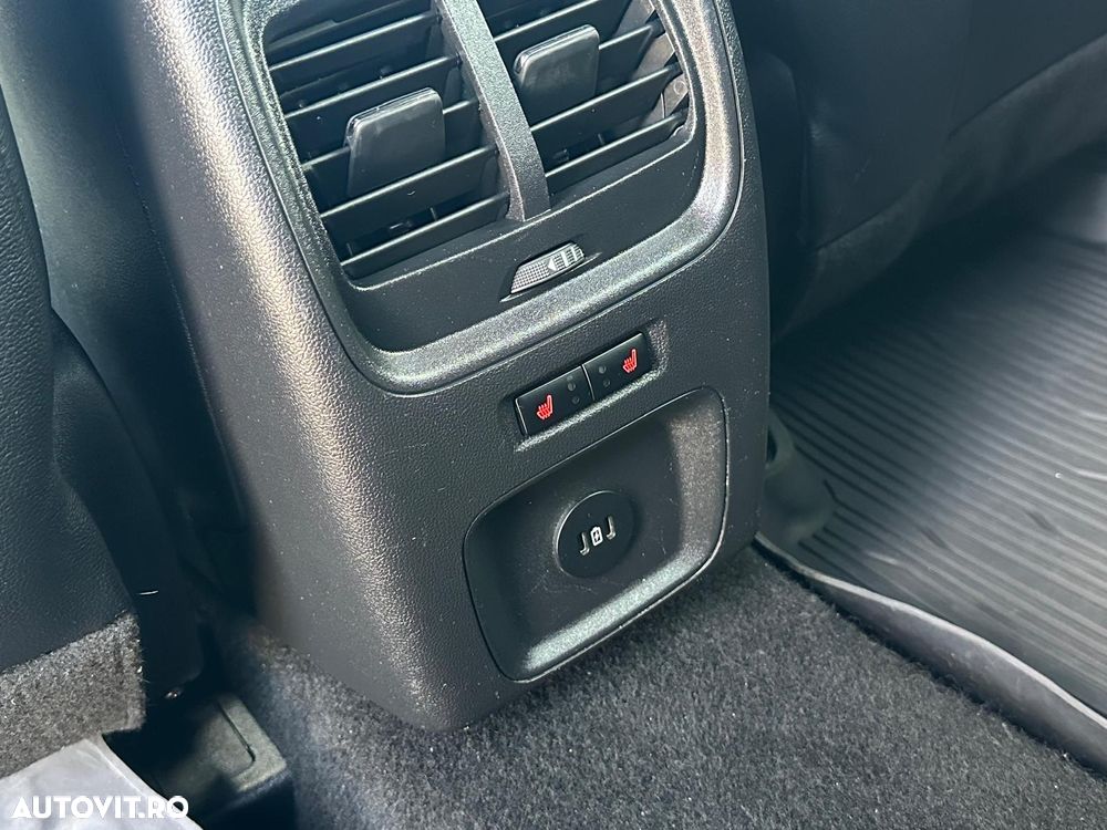 Ford Kuga 2.5 Duratec FWD FHEV ST-Line - 18