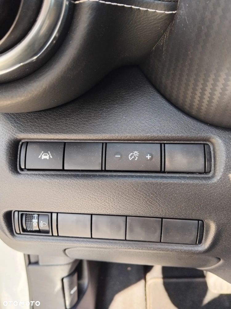 Nissan Juke 1.6 Hybrid N-Connecta AMT - 15