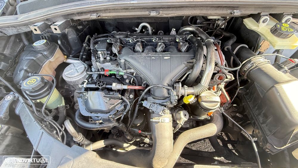 Ford S-Max 2.0 TDCi Titanium 7L - 5