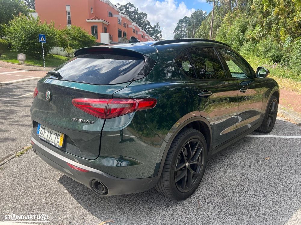 Alfa Romeo Stelvio 2.2 D B-Tech AT8 Q4 - 13