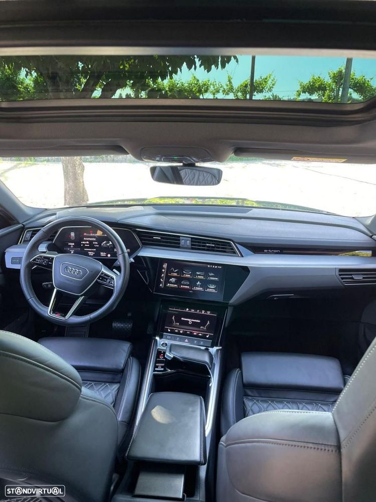 Audi e-tron Sportback 55 quattro S line - 24