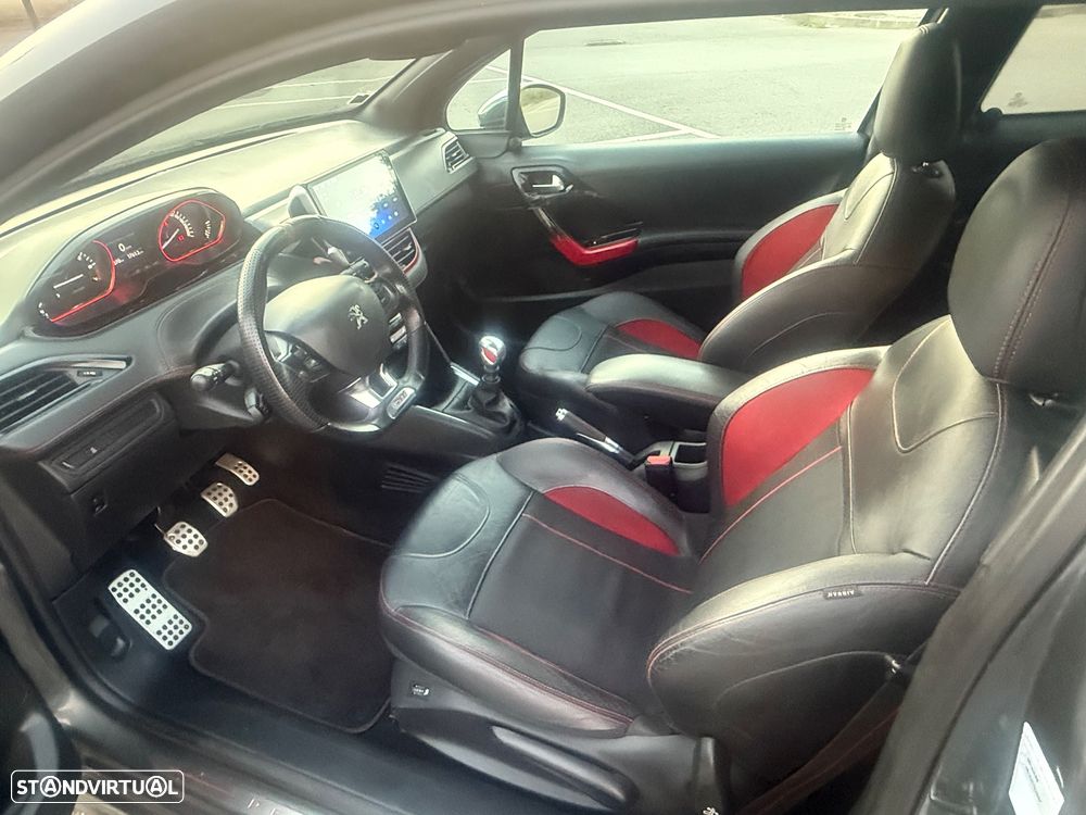 Peugeot 208 GTI 200 THP - 15