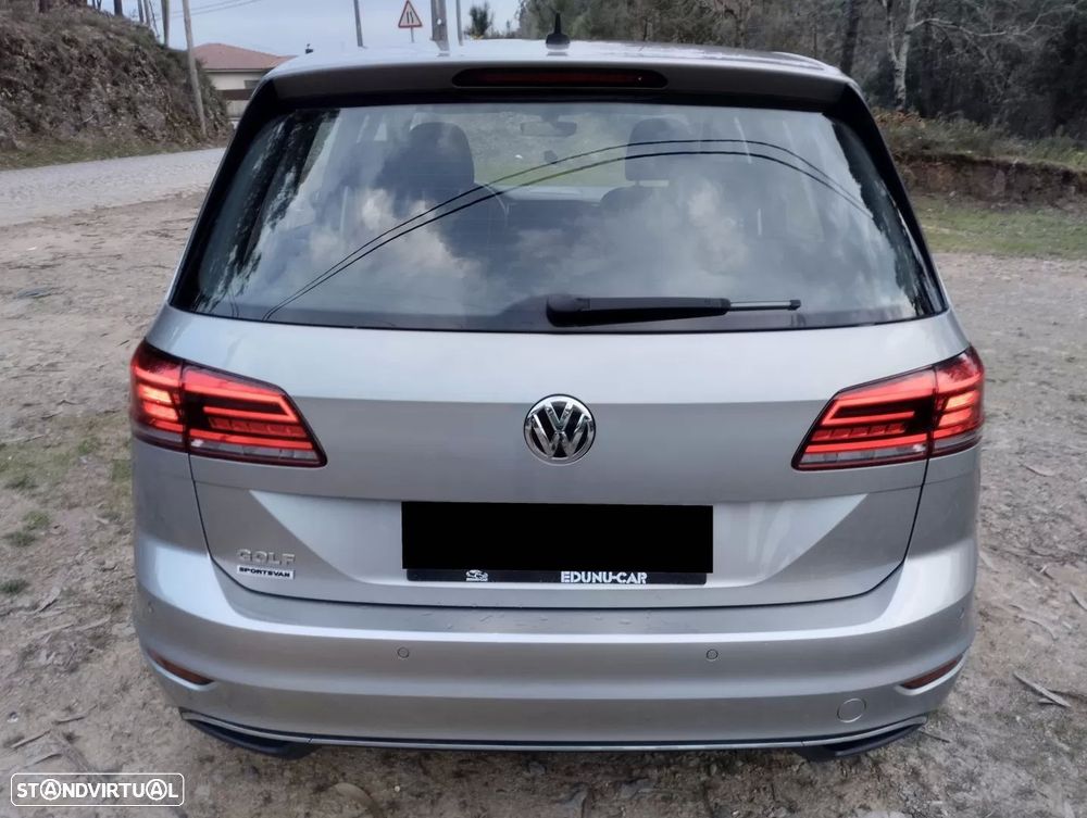 VW Golf 1.6 TDI Confortline - 6