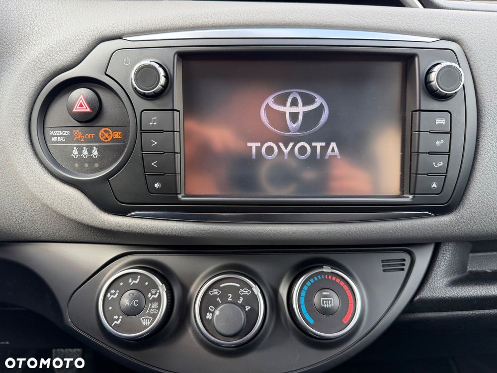 Toyota Yaris - 13