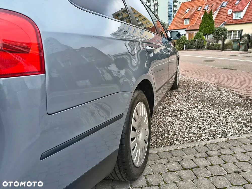 Volkswagen Passat 2.0 TDI DPF Comfortline - 17