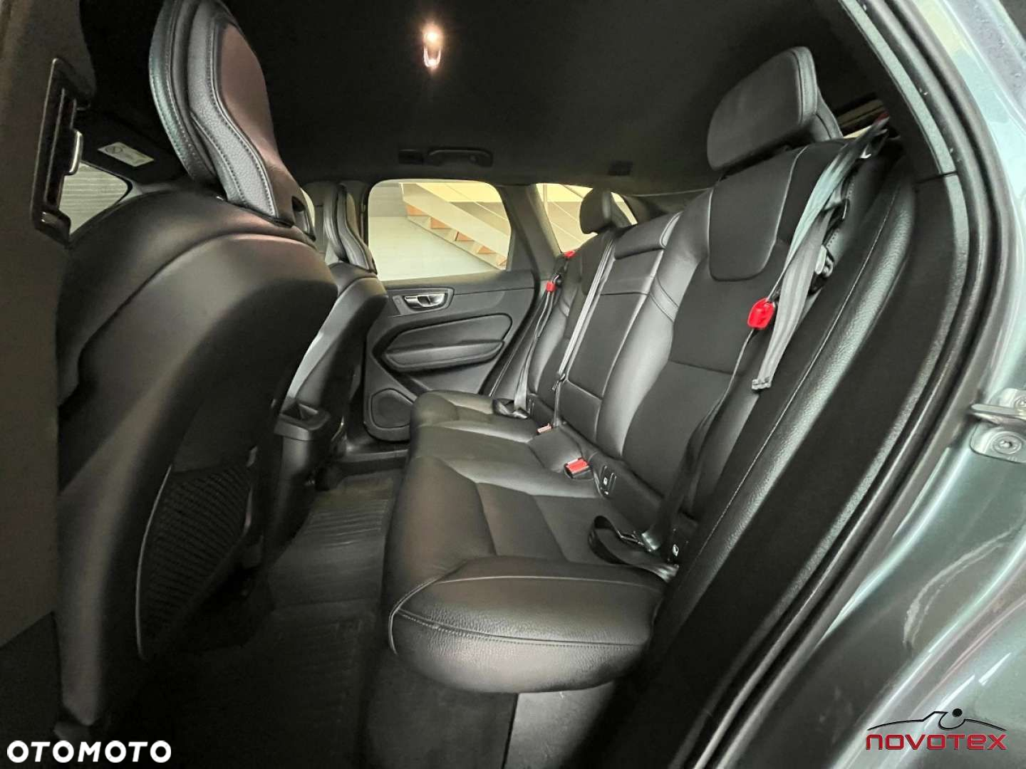 Volvo XC 60 D3 R-Design - 22