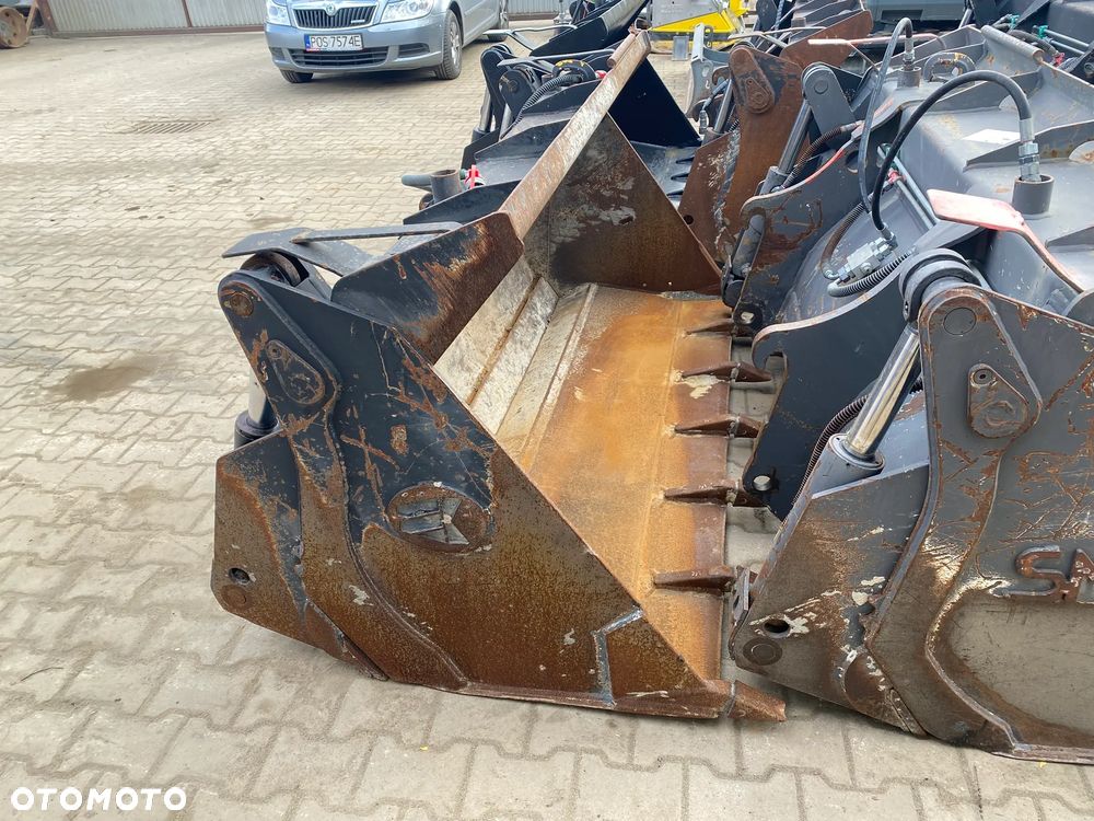 Caterpillar CAT 908H, ŁYŻKA OTWIERANA + WIDŁY, BEZ DPF-A, Z NIEMIEC, SUPER UTRZYMANA - 10