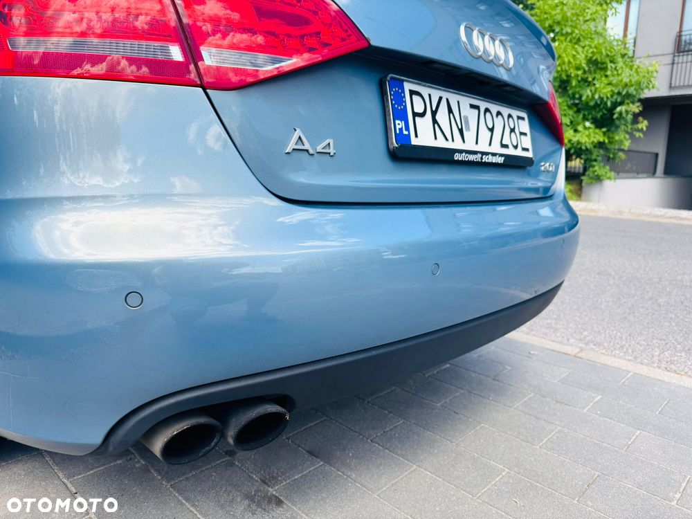 Audi A4 Limousine - 16