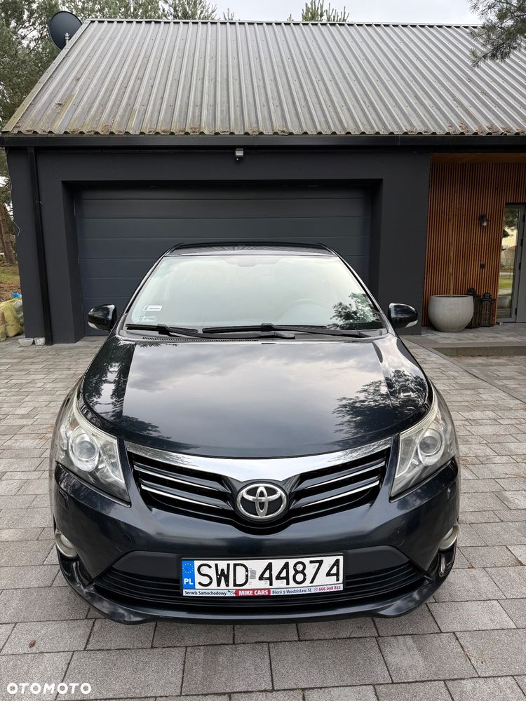 Toyota Avensis 1.8 Sol - 2