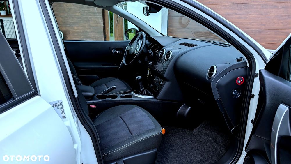 Nissan Qashqai - 11