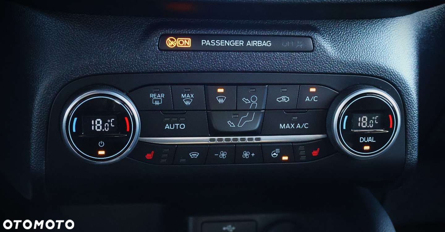 Ford Kuga - 34