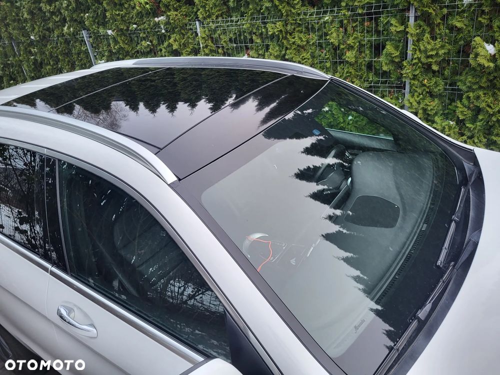 Mercedes-Benz GLC 300 4Matic 9G-TRONIC - 4