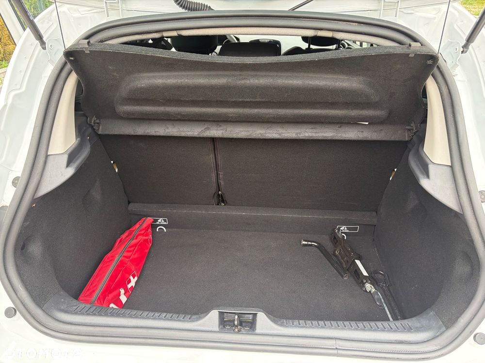Renault Clio 1.2 16V Limited - 5