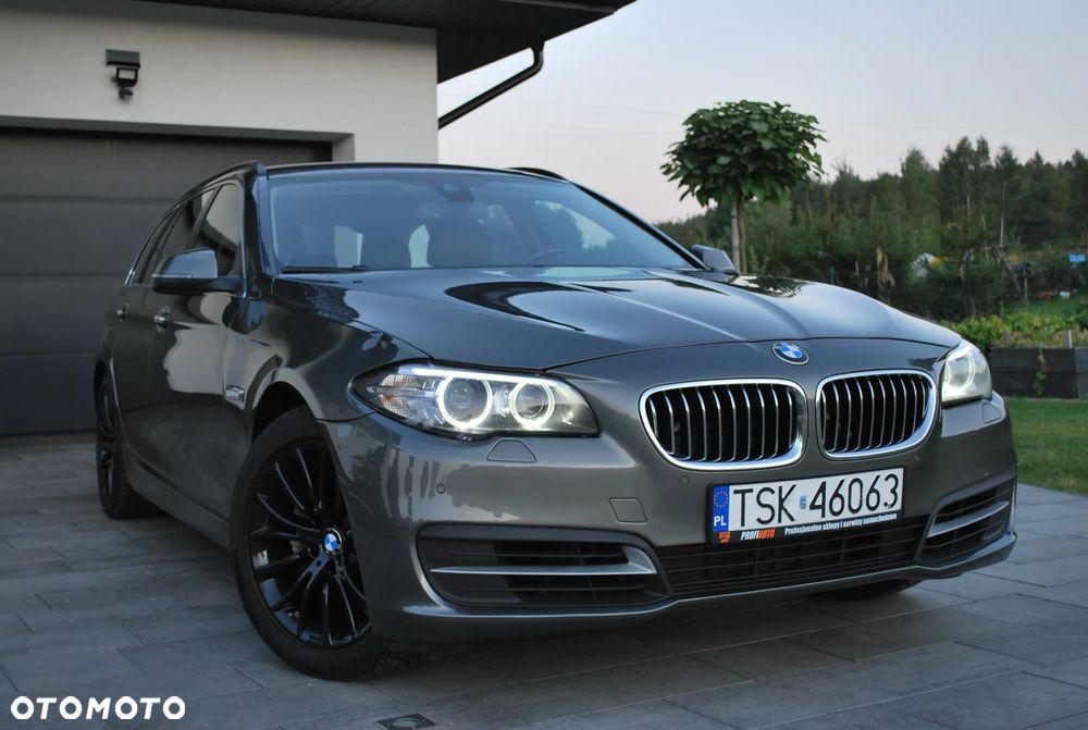 BMW Seria 5 520d xDrive Luxury Line - 2