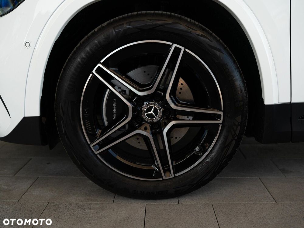 Mercedes-Benz GLA - 7