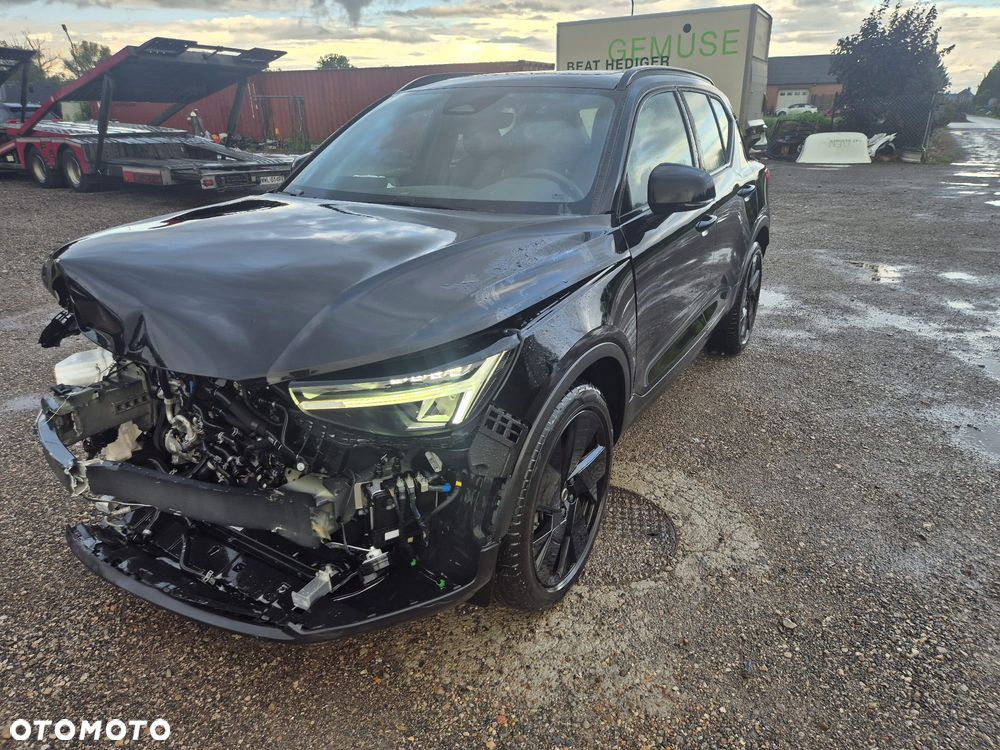 Volvo XC 40 - 1