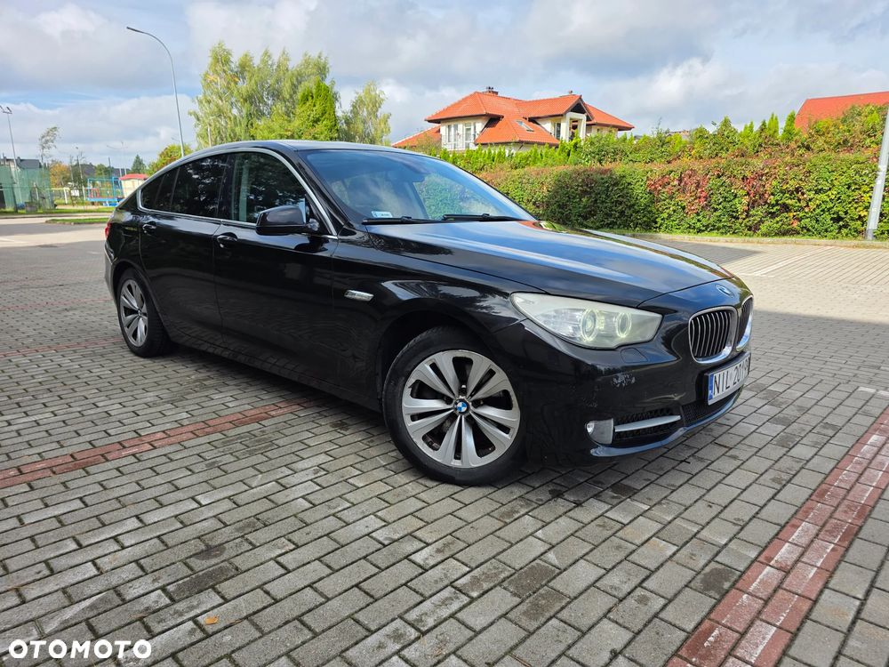 BMW 5GT - 2