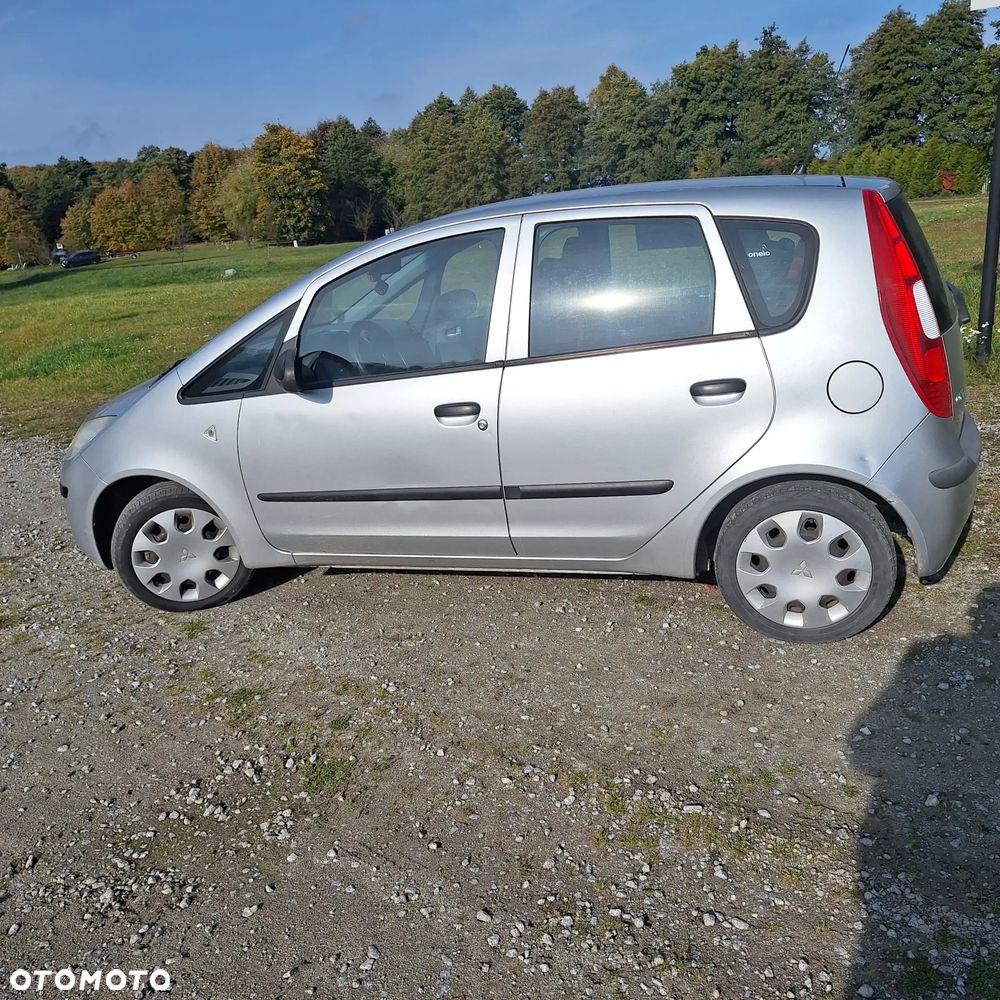 Mitsubishi Colt - 1