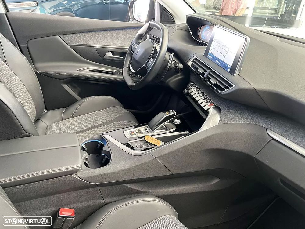 Peugeot 3008 225 e-EAT8 Allure Pack - 12