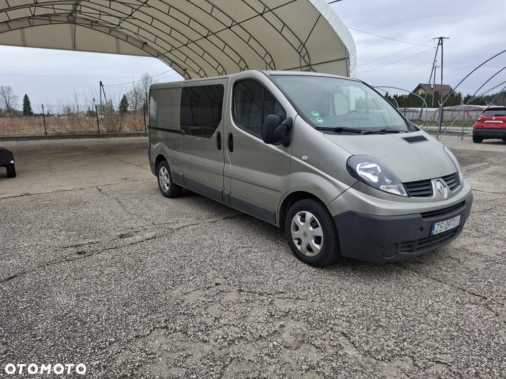Renault Trafic - 2