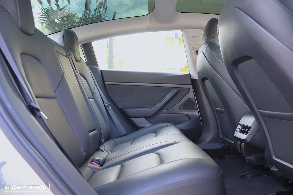 Tesla Model 3 Standard RWD Plus - 29