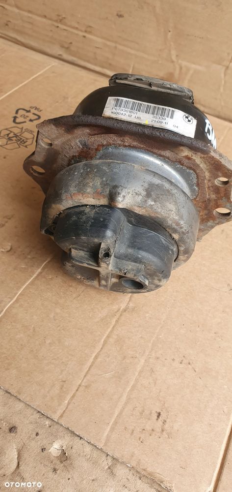 Łapa poduszka silnika prawa BMW X5 E70 Lift 3.0D 6793018 - 6