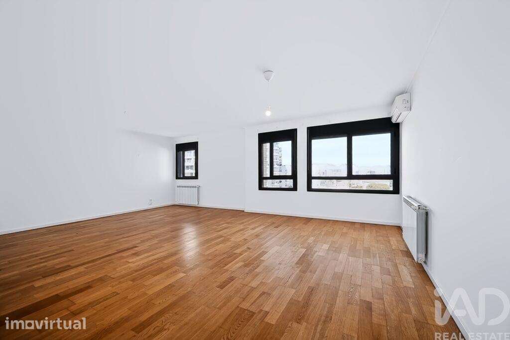 Apartamento T3 em Campolide de 143,00 m2 - Grande imagem: 4/22