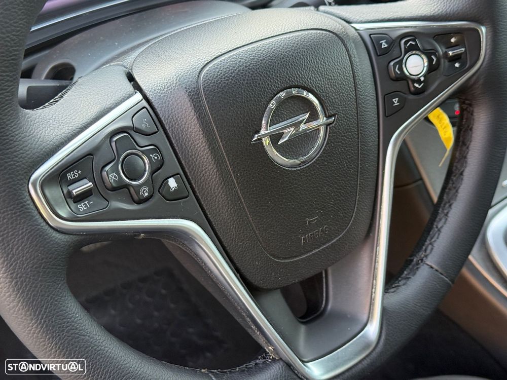 Opel Insignia Sports Tourer - 13
