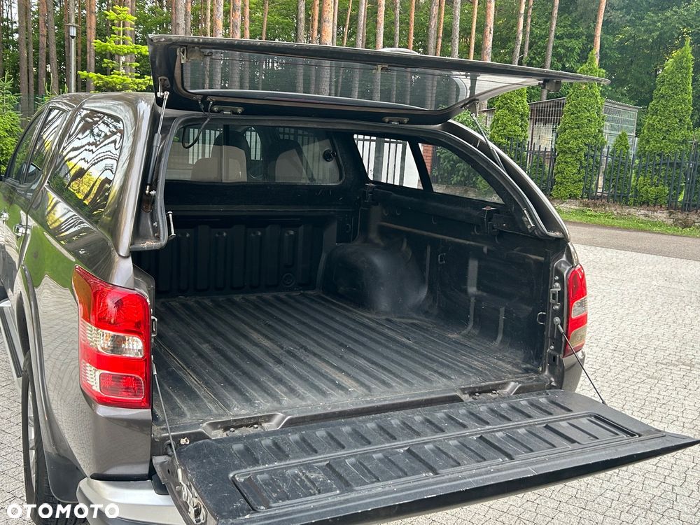 Mitsubishi L200 - 21