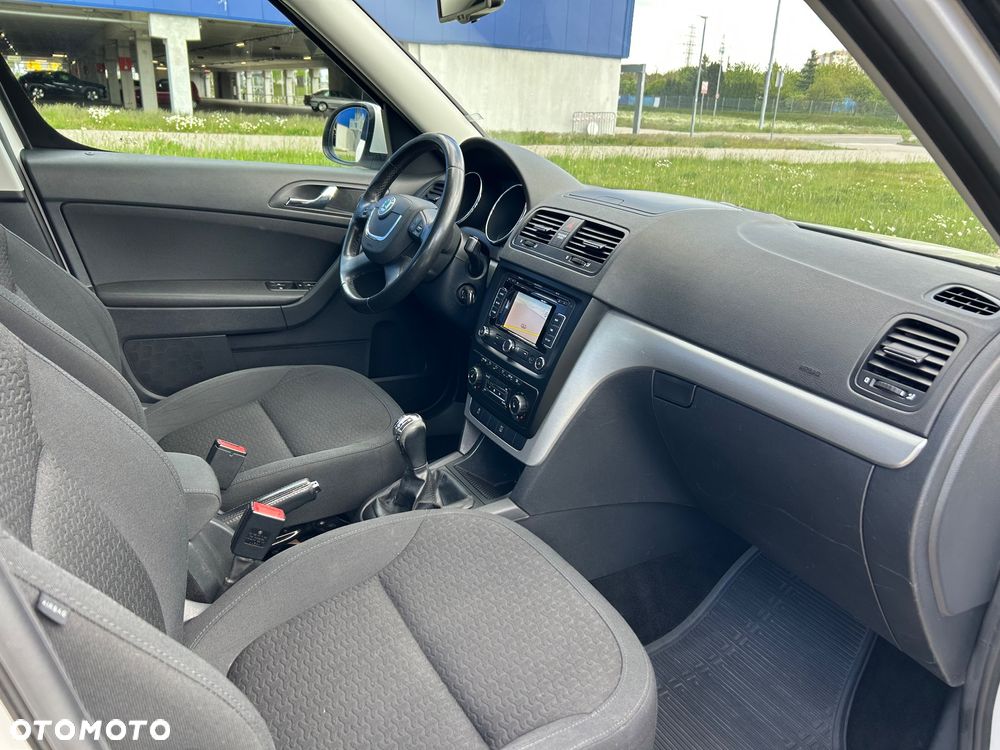 Skoda Yeti 1.2 TSI Experience PLUS EDITION - 20