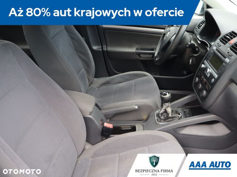 Volkswagen Jetta - 10