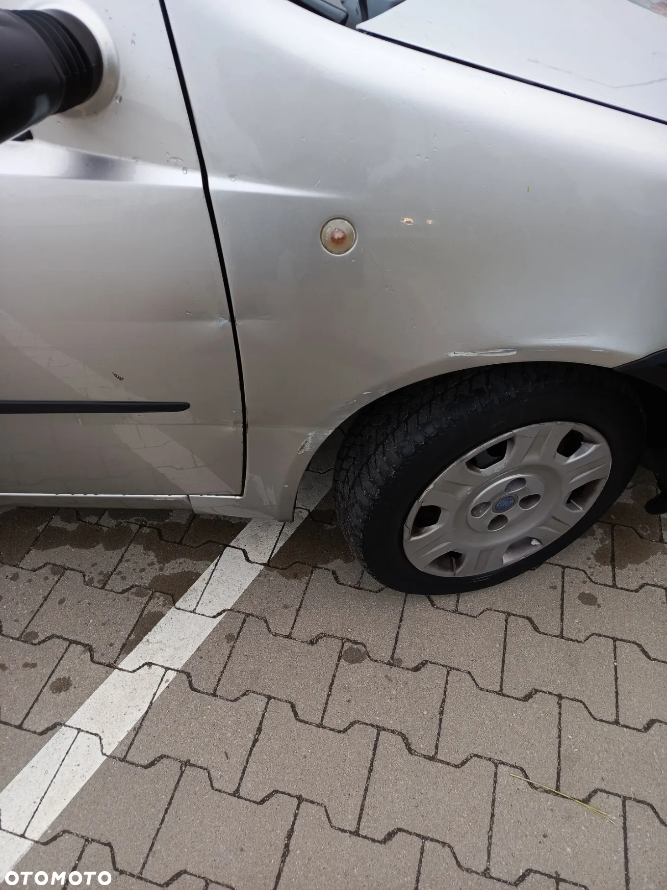Fiat Punto 1.2 8V - 10