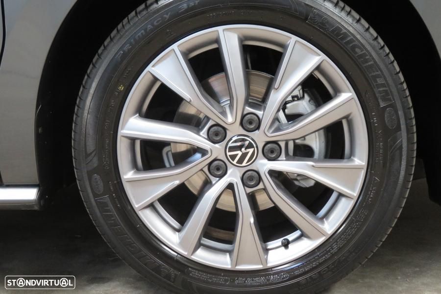 VW Multivan 2.0 TDI Life Longa DSG - 36