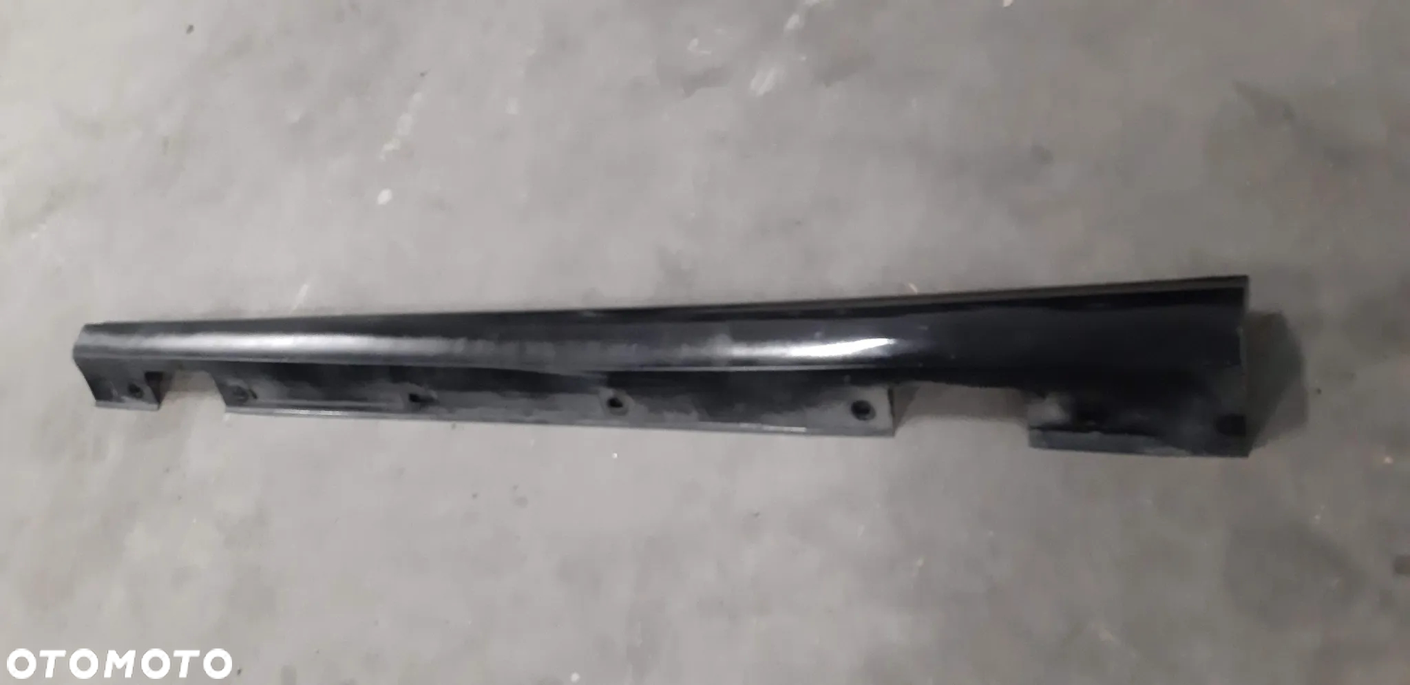 Listwa progowa lewa A2466900240 Mercedes B-Klasa W246 - 2