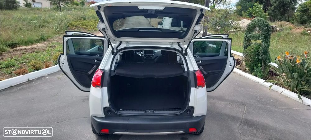Peugeot 2008 1.6 BlueHDi Style - 6