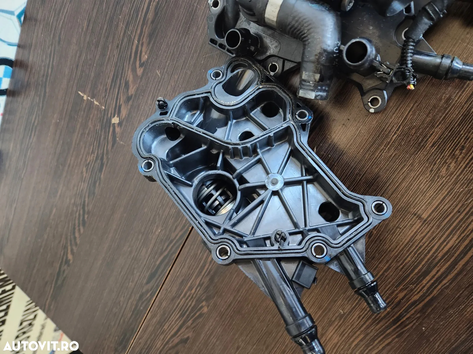 Carcasa Corp Termostat Bmw G11 G12 G30 G31 G32 X3 X4 X5 X6 X7 G01 G02 G05 G06 G07 F10 F11 F01 Etc. - 6