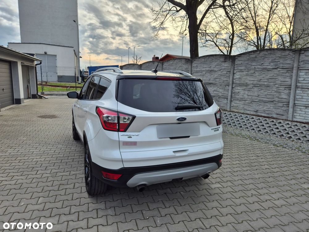 Ford Escape 2.0 EcoBoost AWD Titanium - 6