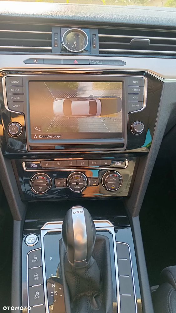 Volkswagen Passat - 26