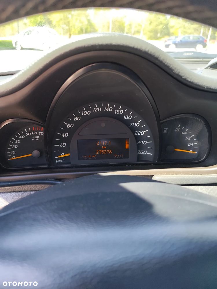 Mercedes-Benz Klasa C 200 Kompressor Automatik - 7